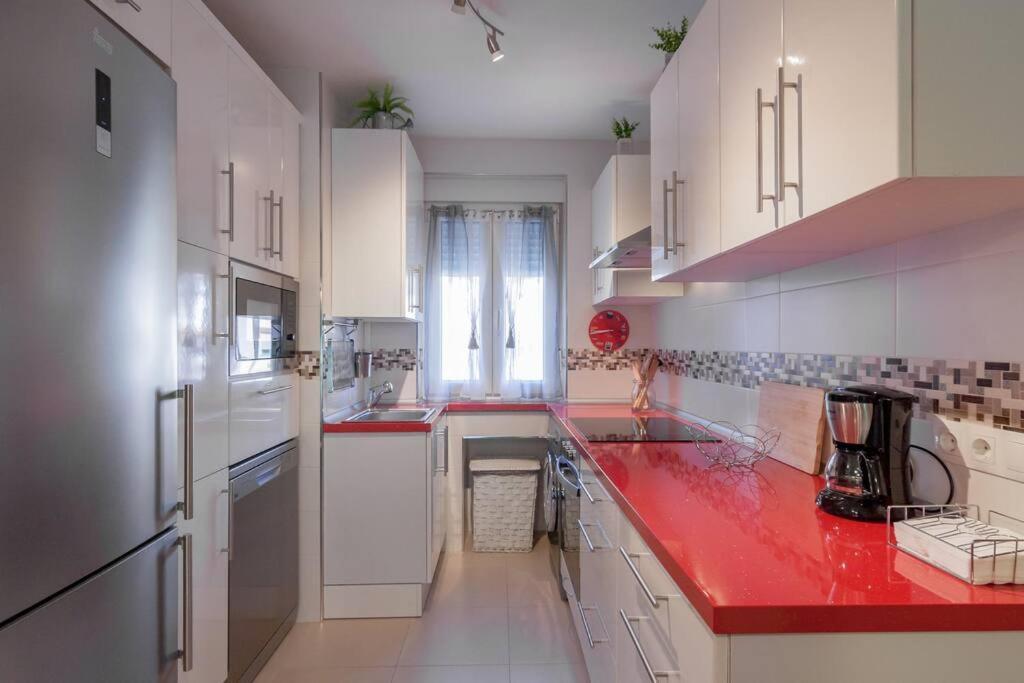 Davila Park'S Apartment Wifi Santander Luaran gambar